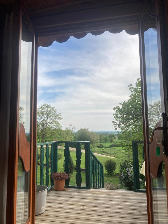 Вилла Domaine La Carriere Toulon-sur-Allier Экстерьер фото