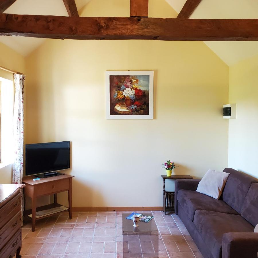 Вилла Domaine La Carriere Toulon-sur-Allier Экстерьер фото