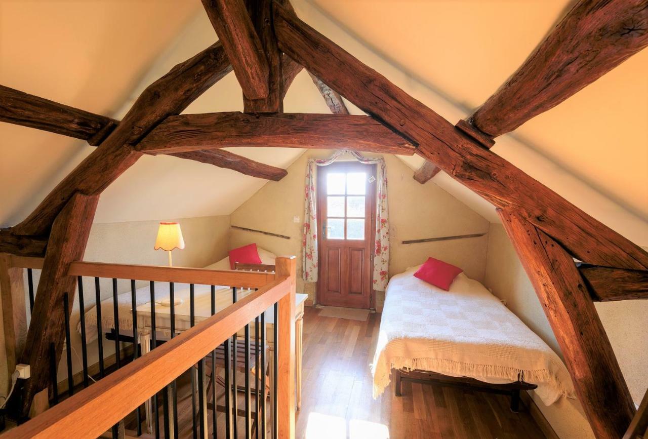 Вилла Domaine La Carriere Toulon-sur-Allier Экстерьер фото